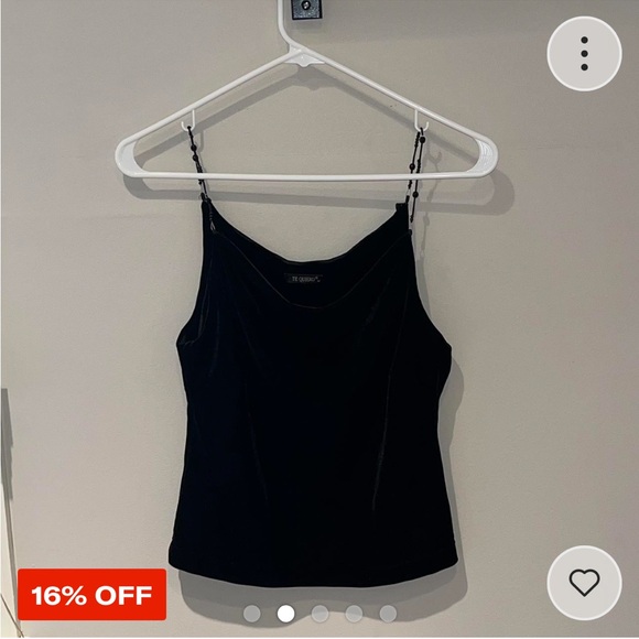 A velvet shirt with bearded straps - Picture 2 of 5